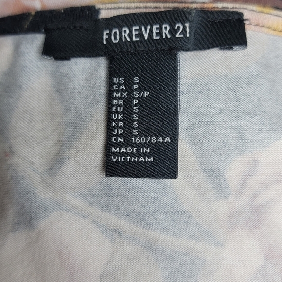 Forever 21 | Floral Print Fit and Flare Cotton Mini Dress - Picture 6 of 8